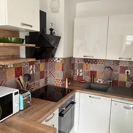 Lumineux T2 - Calme - Piscine - Plages Apartman *